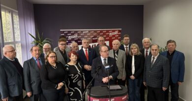 Rzeszów pamięta. Uroczystości upamiętniające działaczy Lewicy – ofiary katastrofy z 10 kwietnia 2010 roku